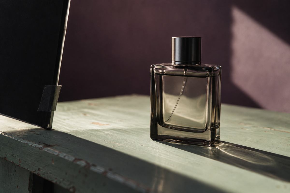 Parfumflakon in einem Produktset